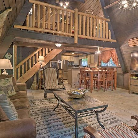 Snuggle Inn In The Heart Of Chalet Village! Gatlinburg Εξωτερικό φωτογραφία
